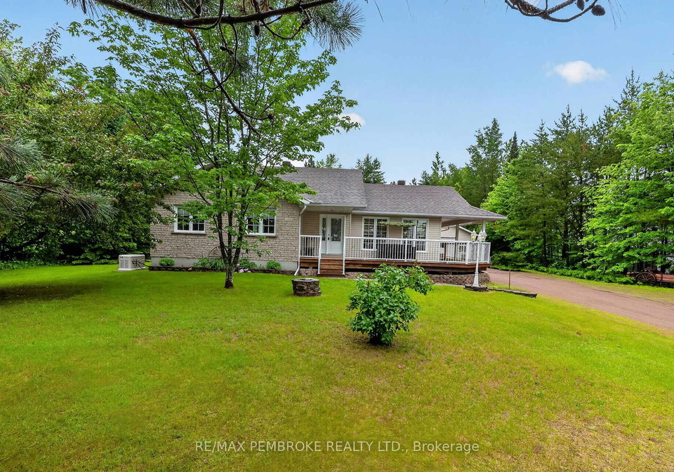 246-blackbay-road-petawawa-ontario-x13468290