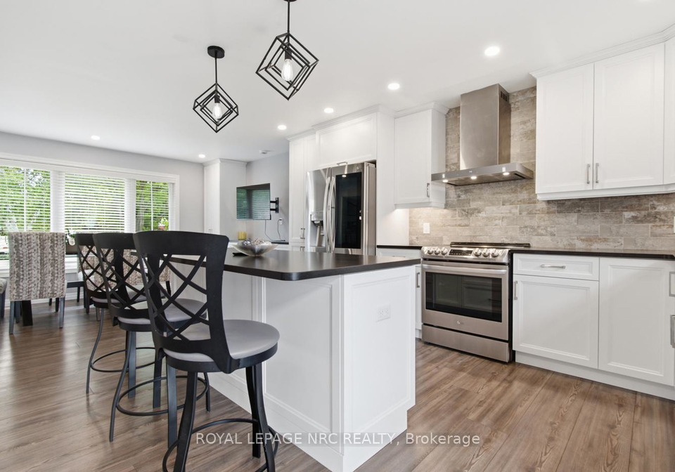7963-regent-court-niagara-falls-ontario-x13468458