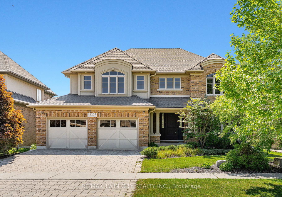 325-deerfoot-trail-waterloo-ontario-x13468586