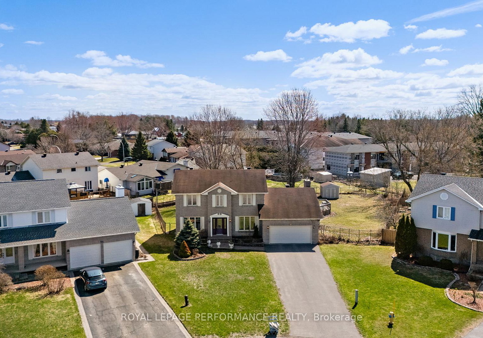 54-lapointe-boulevard-russell-ontario-x13468644