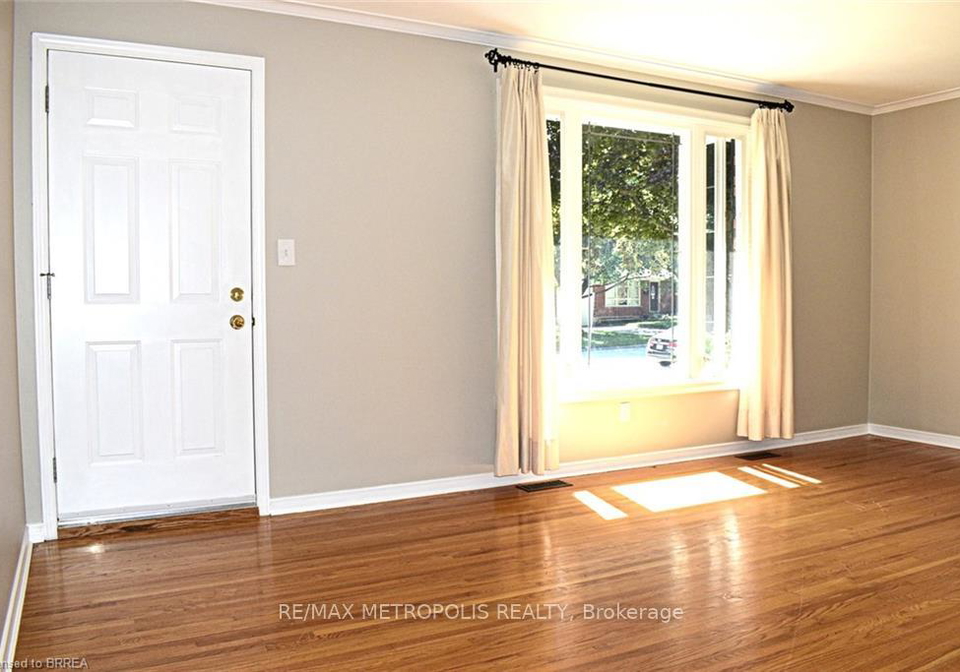 5-mccammon-street-brant-ontario-x13468678