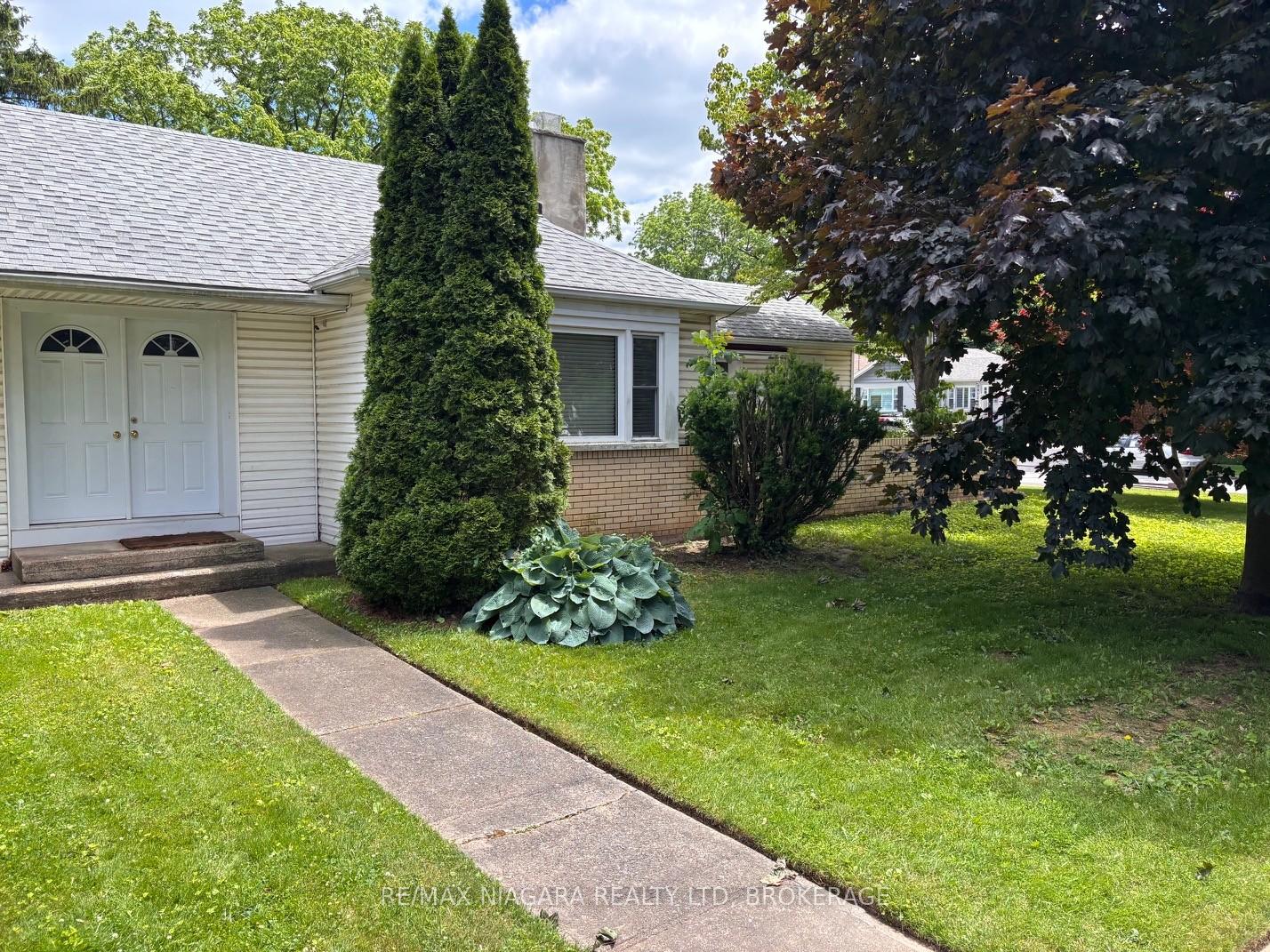 6022-brookfield-avenue-niagara-falls-ontario-x13468928