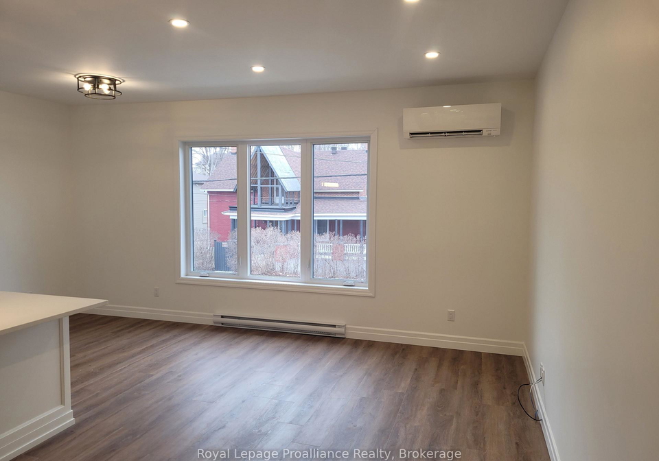 15-bay-street-quinte-west-ontario-x13468980