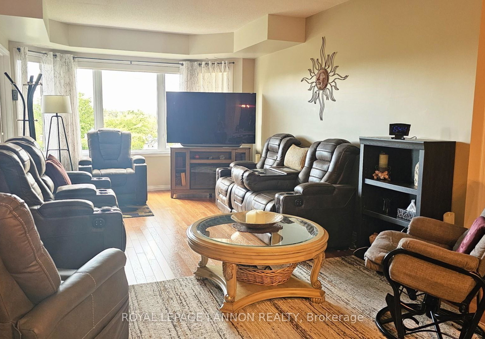 315-hilldale-road-thunder-bay-ontario-x13469040