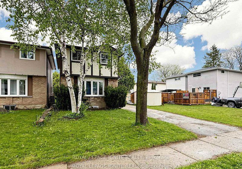 6-upton-crescent-guelph-ontario-x13469056