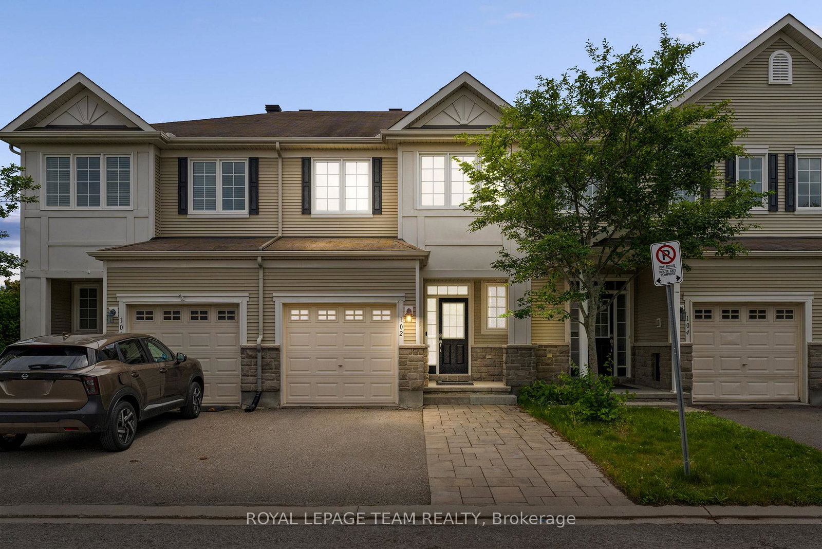 102-lochnaw-private-ottawa-ontario-x13469064