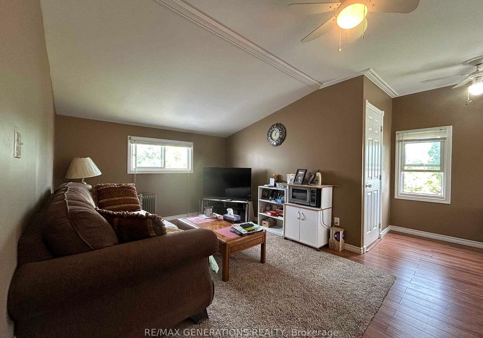 208-mackenzie-avenue-atikokan-ontario-x13469172