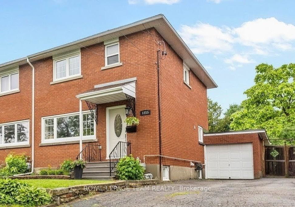1215-emperor-avenue-ottawa-ontario-x13469204