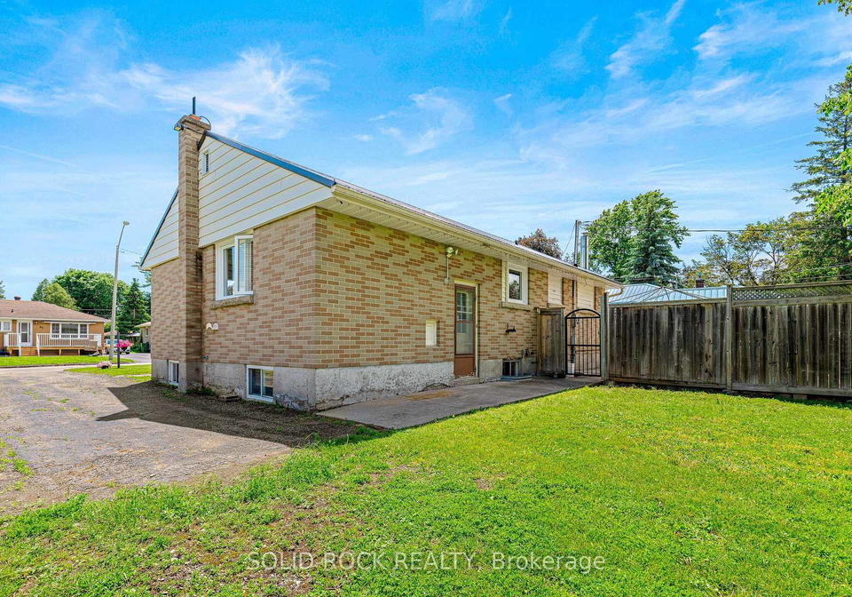 56-bramshot-avenue-brockville-ontario-x13469232
