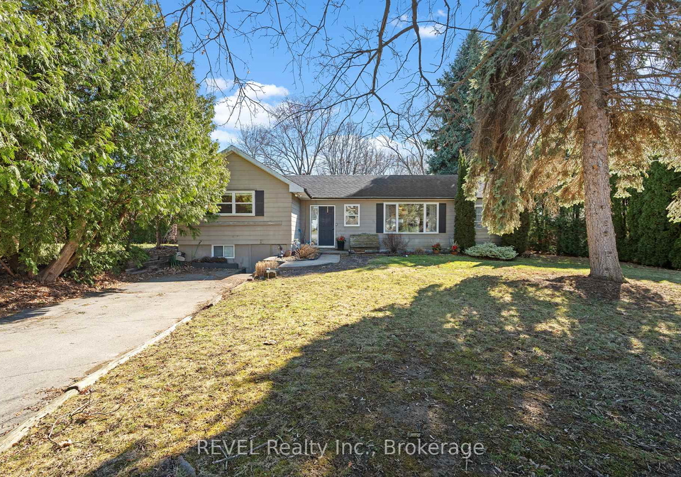 639-penner-street-niagara-on-the-lake-ontario-x13469296