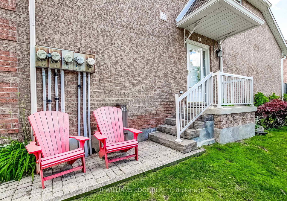 4-victoria-street-hamilton-ontario-x13469334