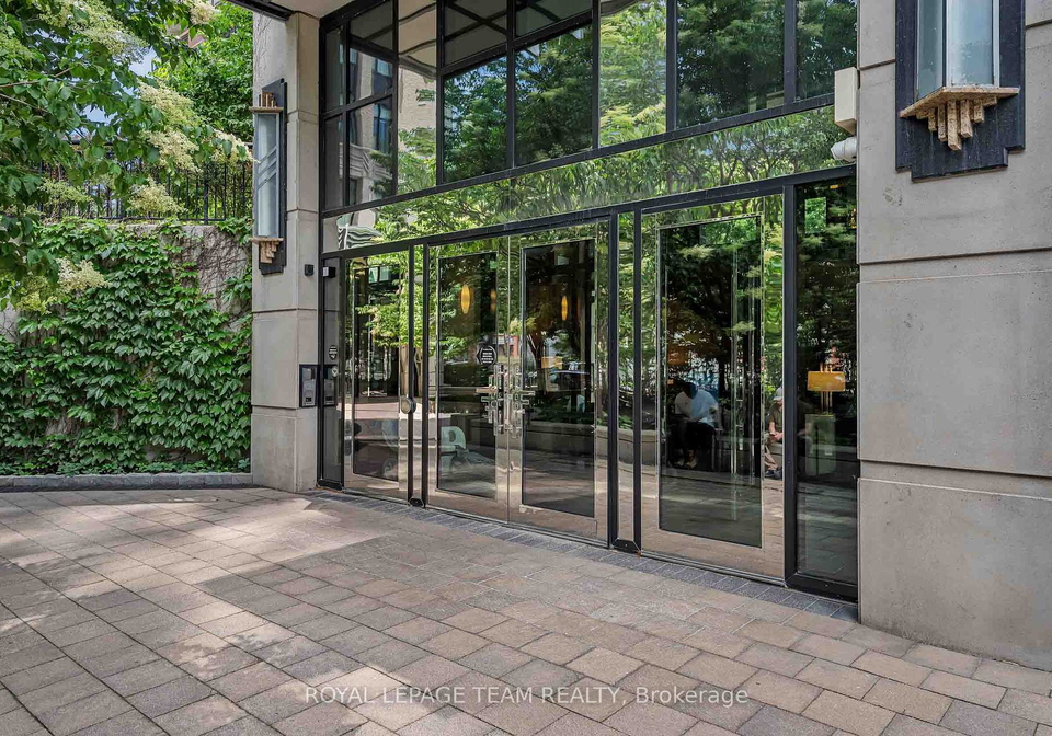 245-kent-street-ottawa-ontario-x13469510