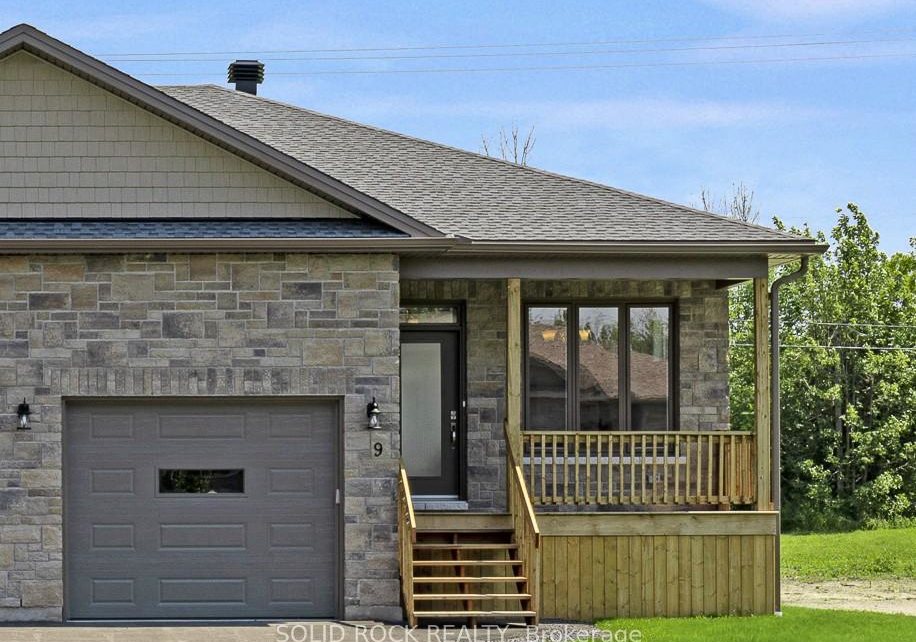 9-billings-avenue-south-dundas-ontario-x13469644