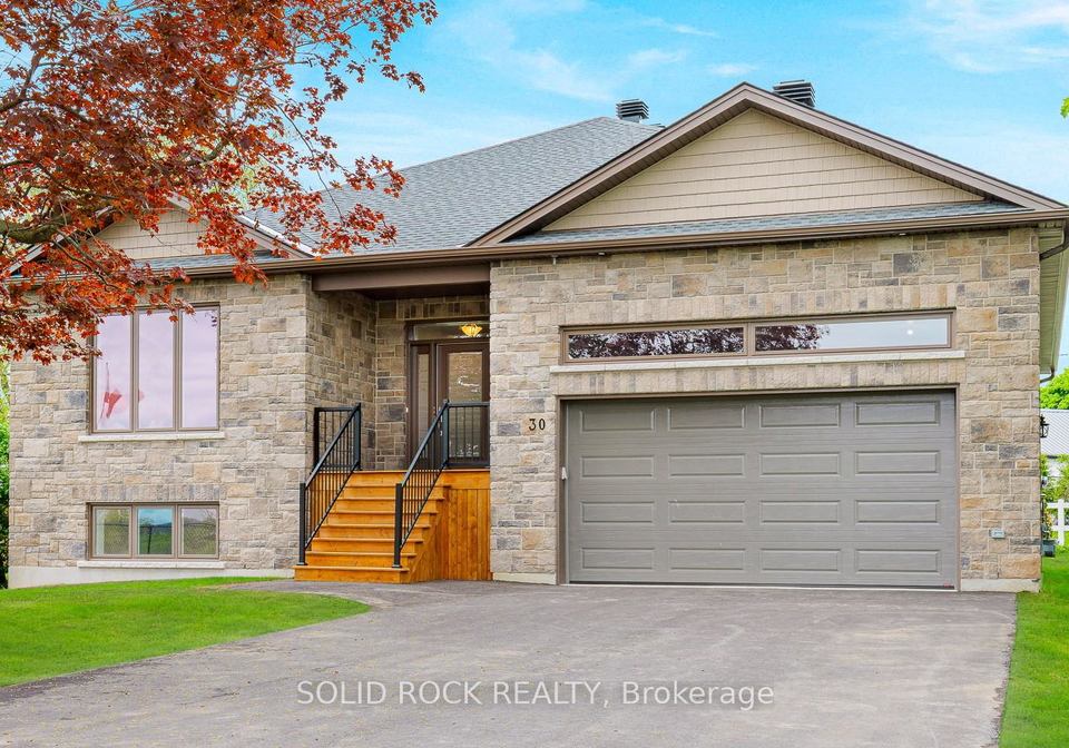 30-lakeview-drive-south-dundas-ontario-x13469648