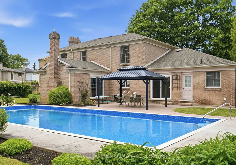 19-verdun-court-hamilton-ontario-x13469678