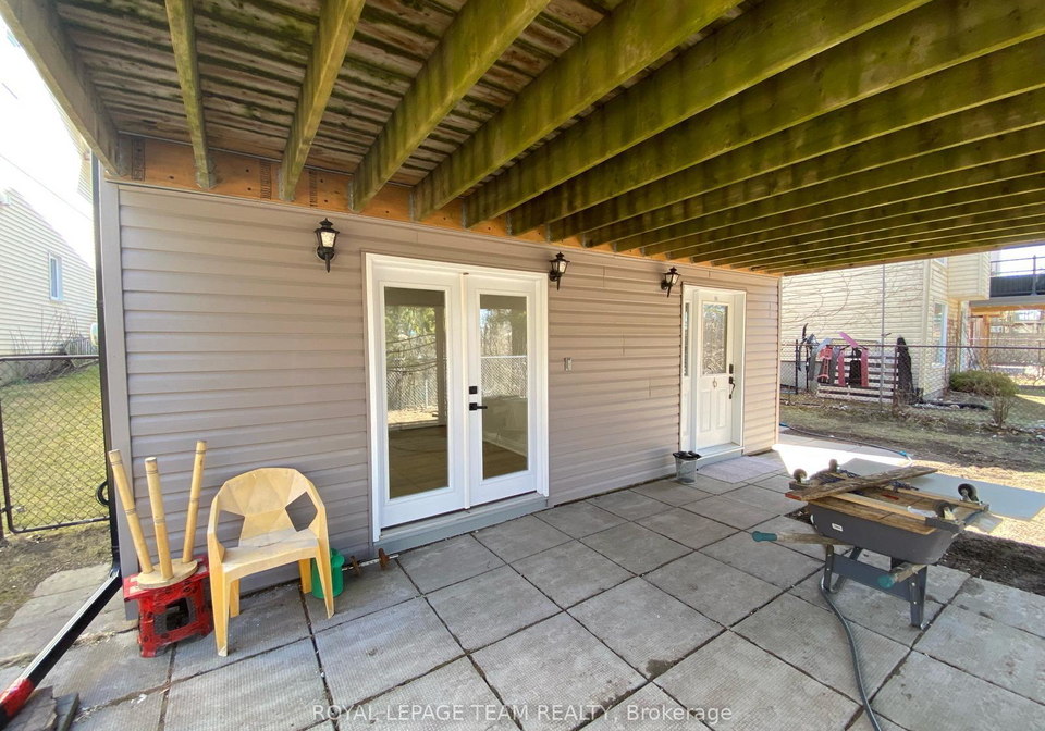 32-hackett-street-ottawa-ontario-x13469722