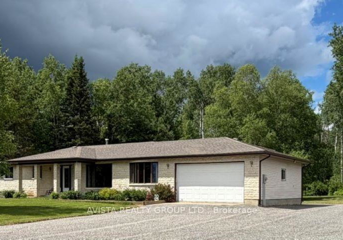 44-cardiff-drive-oconnor-ontario-x13469910