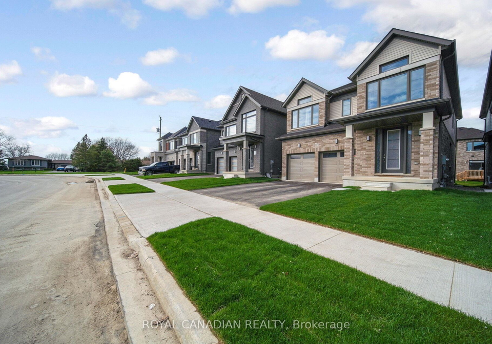 87-soules-square-hamilton-ontario-x13469934