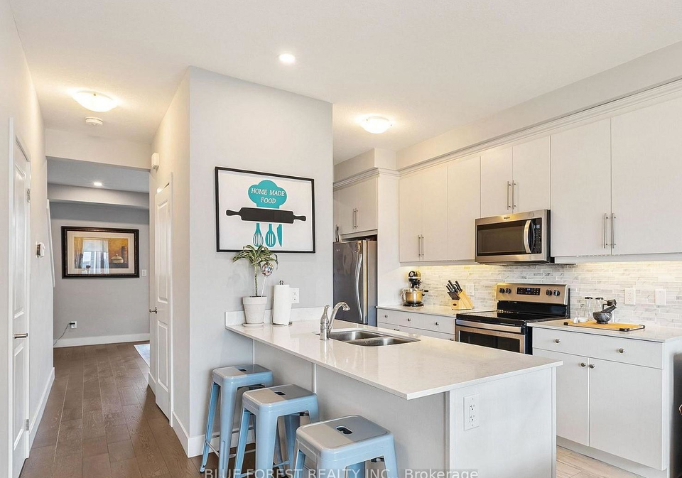 2070-meadowgate-boulevard-london-south-ontario-x13469984