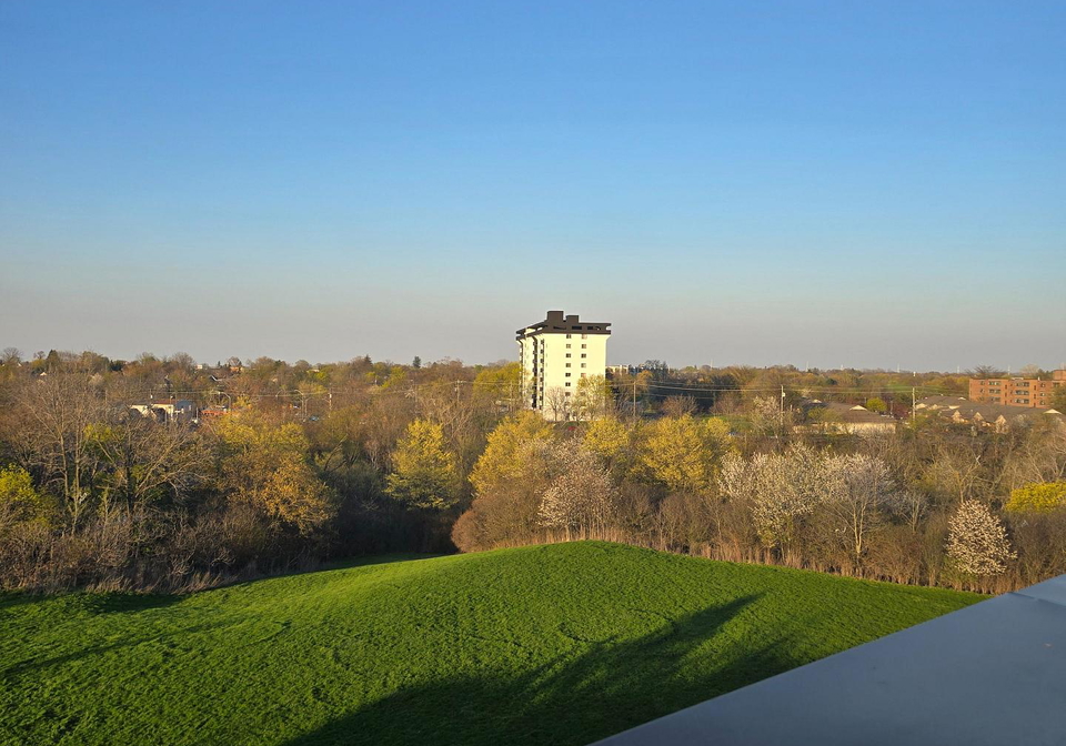 16-melbourne-avenue-st-catharines-ontario-x13470054