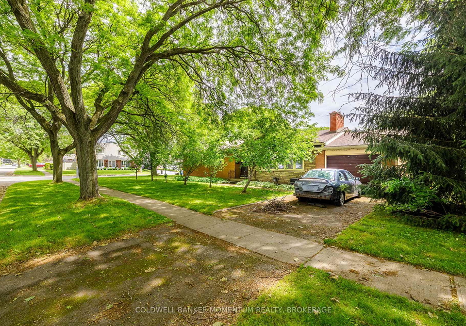6416-clare-crescent-niagara-falls-ontario-x13470344
