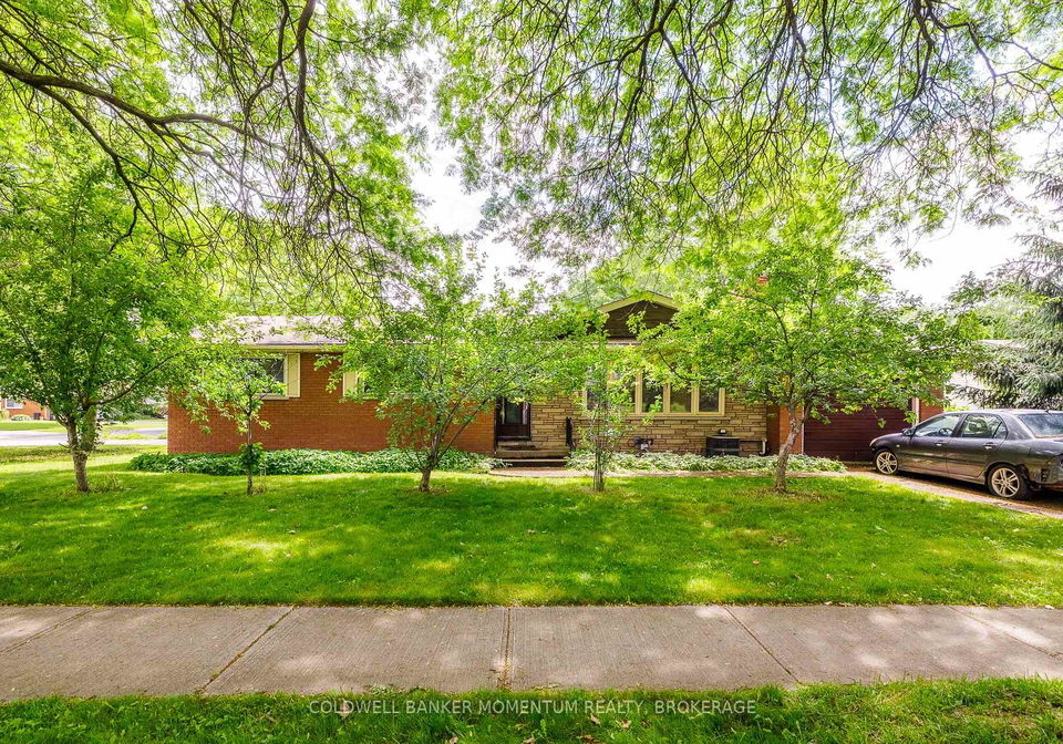 6416-clare-crescent-niagara-falls-ontario-x13470344