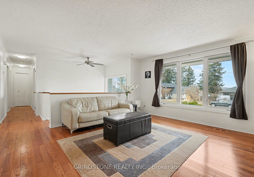 319-riverwood-drive-ottawa-ontario-x13470406