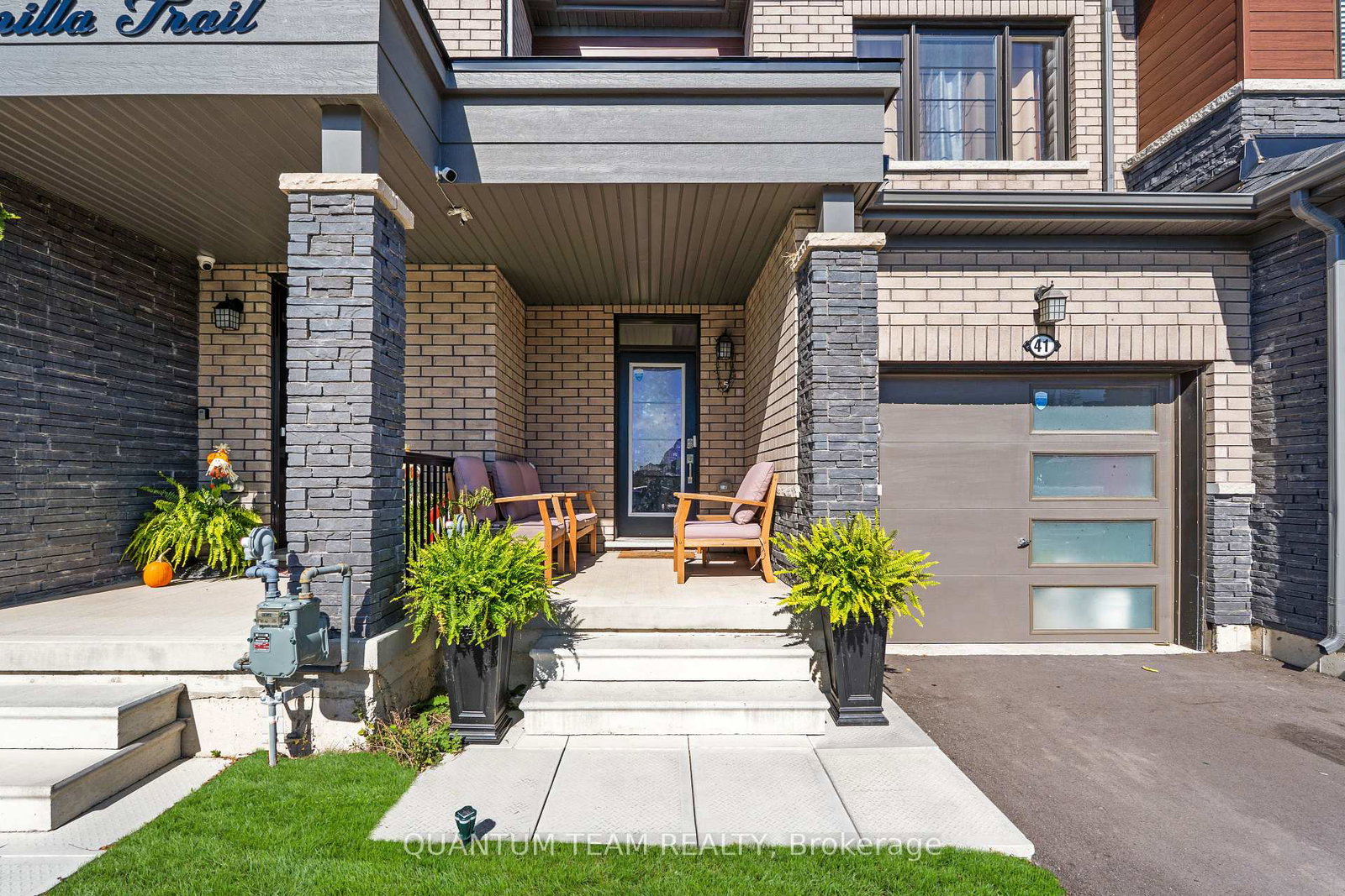 41-vanilla-trail-thorold-ontario-x13470548