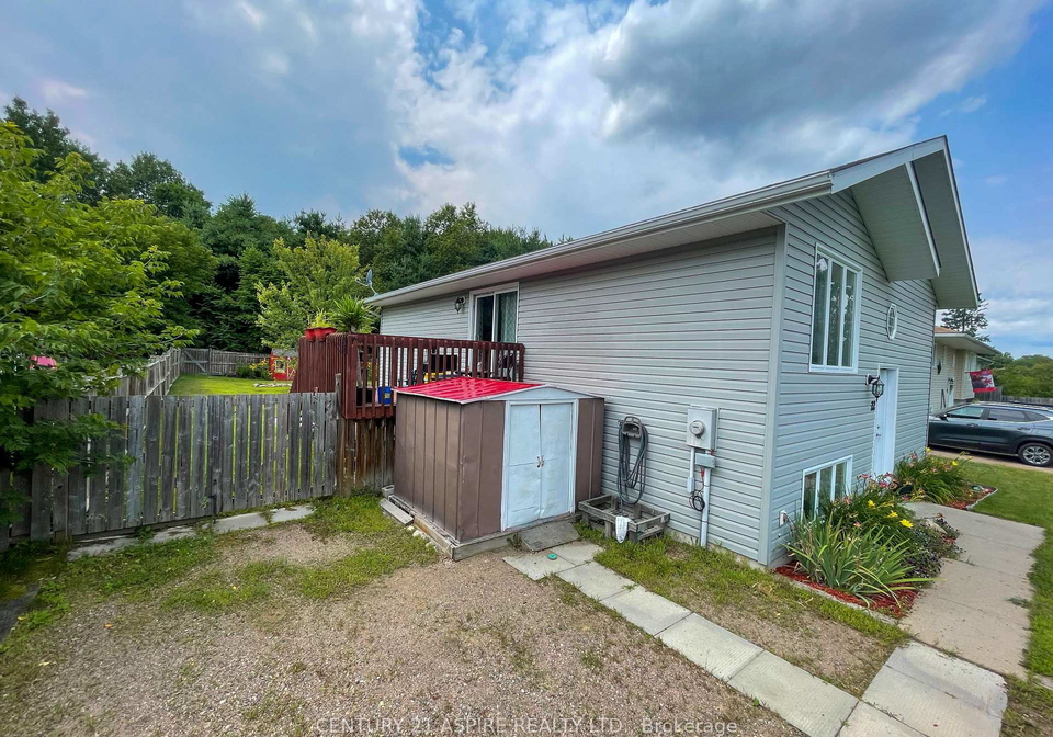 22-joseph-street-laurentian-hills-ontario-x13470642