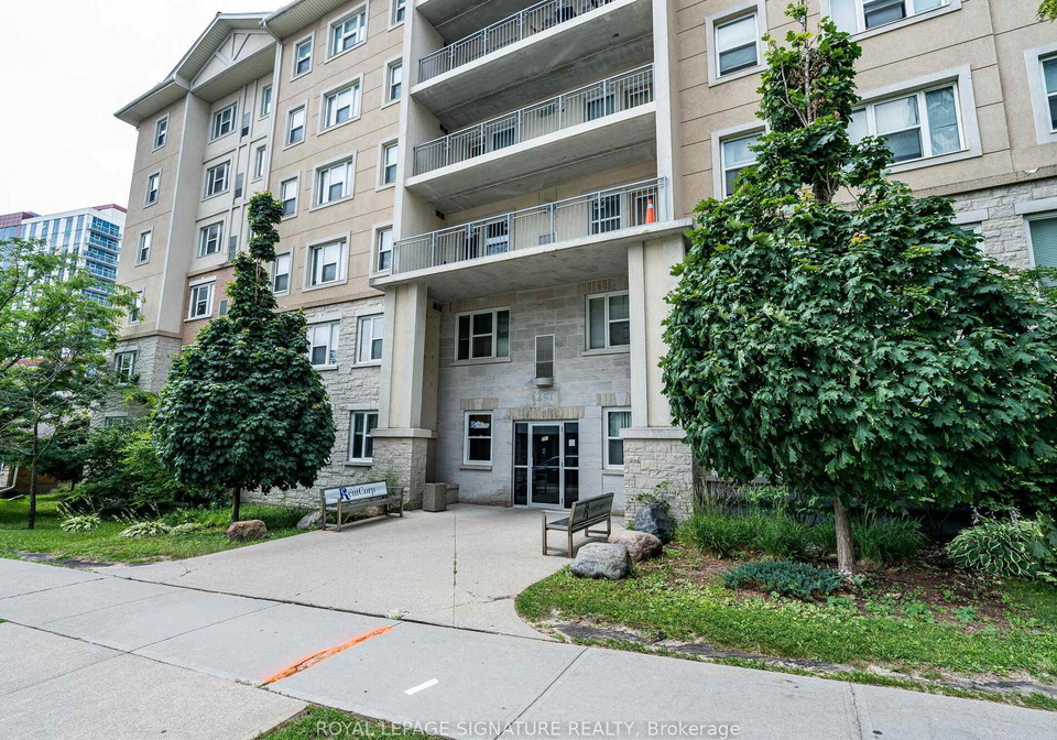 251-lester-street-waterloo-ontario-x13470720