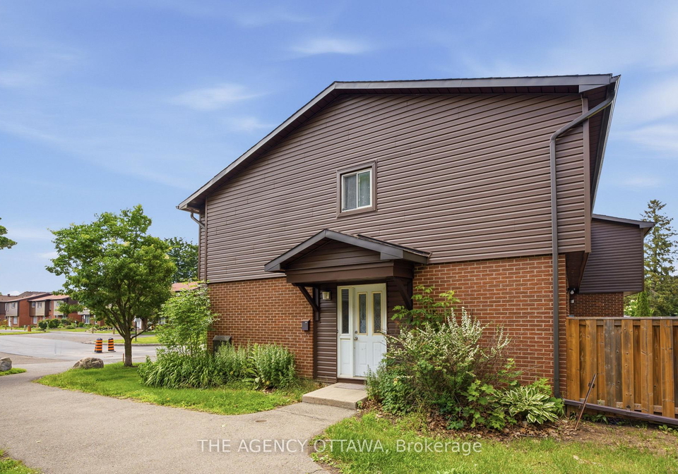 3202-stockton-drive-ottawa-ontario-x13470754