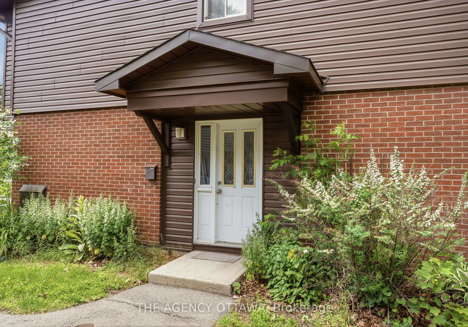 3202-stockton-drive-ottawa-ontario-x13470754