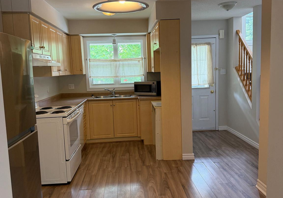 240-london-road-w-guelph-ontario-x13470906