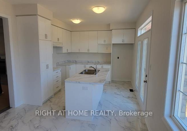 36-granite-ridge-trail-hamilton-ontario-x13471118