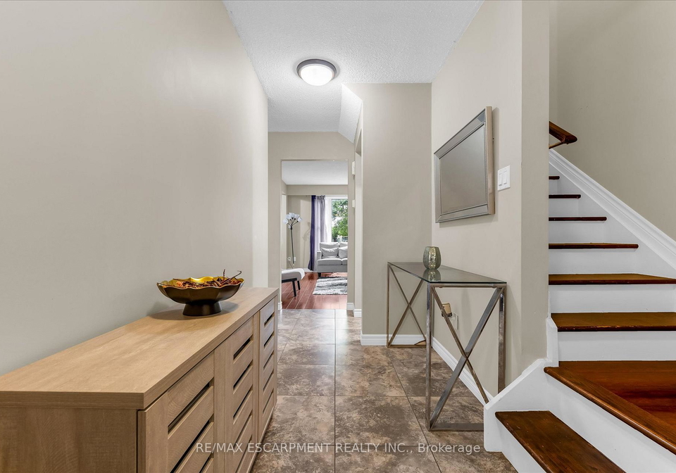 86-golden-orchard-road-hamilton-ontario-x13471204