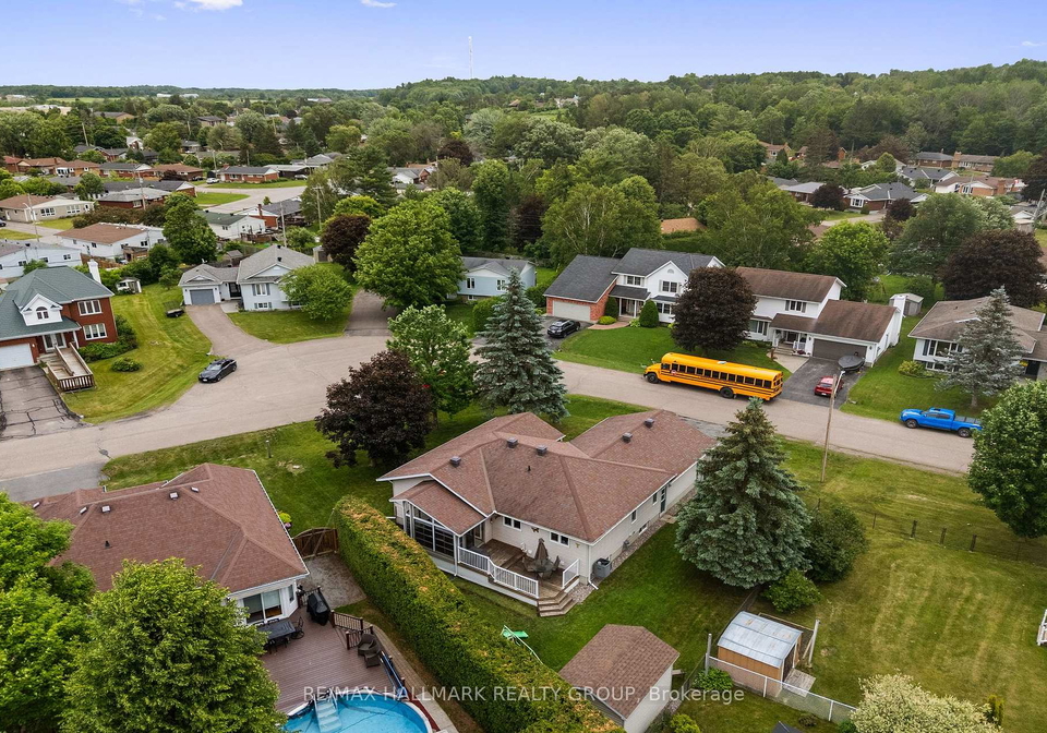 236-vanier-crescent-renfrew-ontario-x13471234