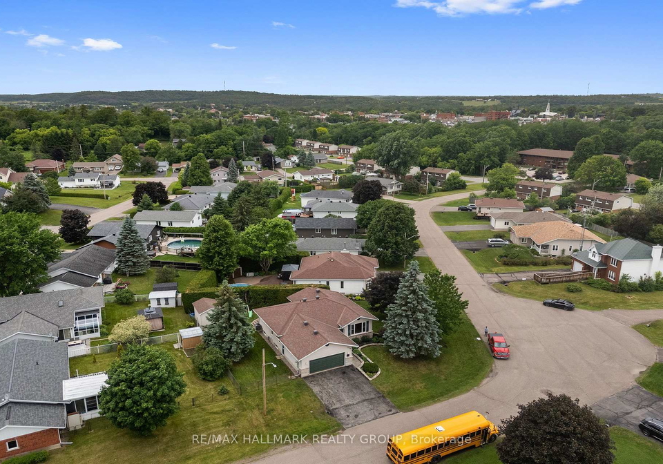 236-vanier-crescent-renfrew-ontario-x13471234