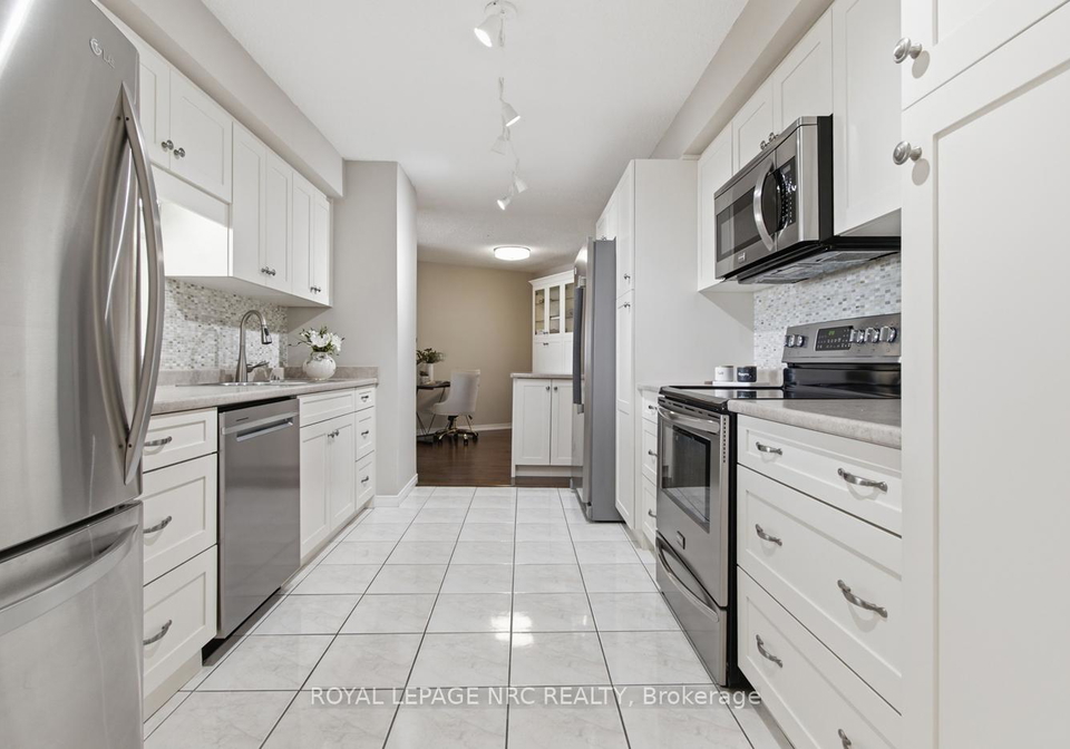 7-gale-crescent-n-st-catharines-ontario-x13471426