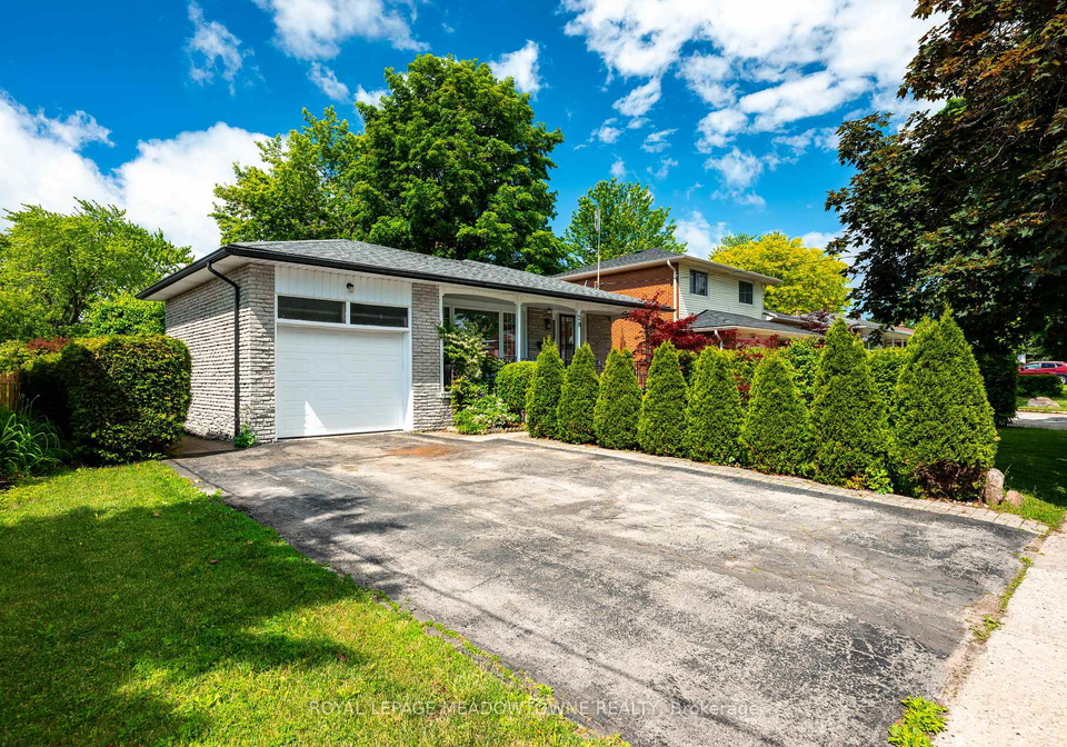 28-algoma-drive-guelph-ontario-x13471434
