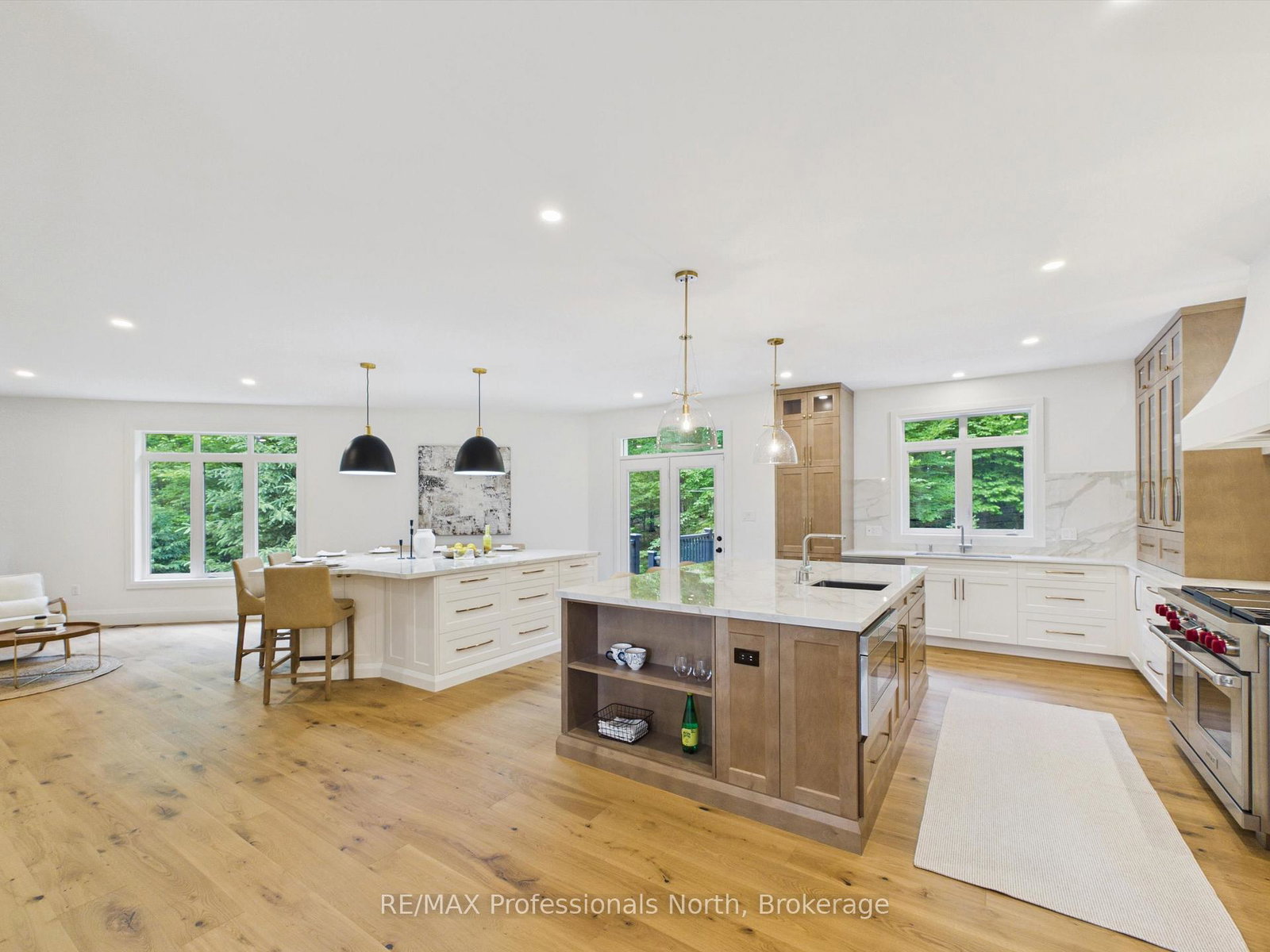126-deerfoot-trail-huntsville-ontario-x13471442