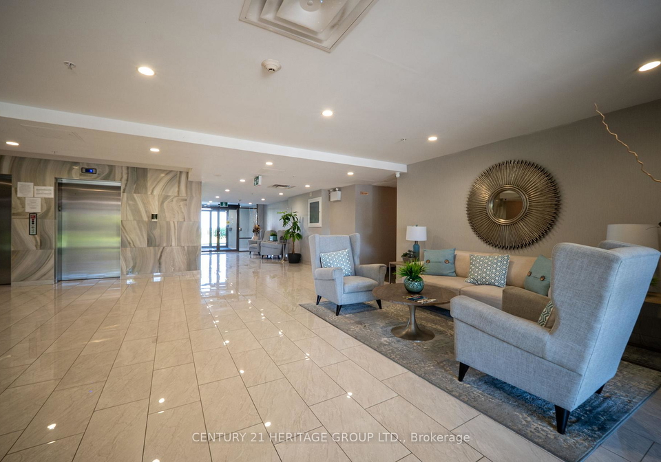 35-southshore-crescent-hamilton-ontario-x13471580