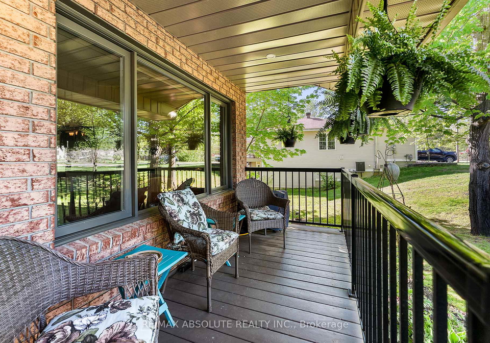 864-centre-street-mcnabbraeside-ontario-x13471664