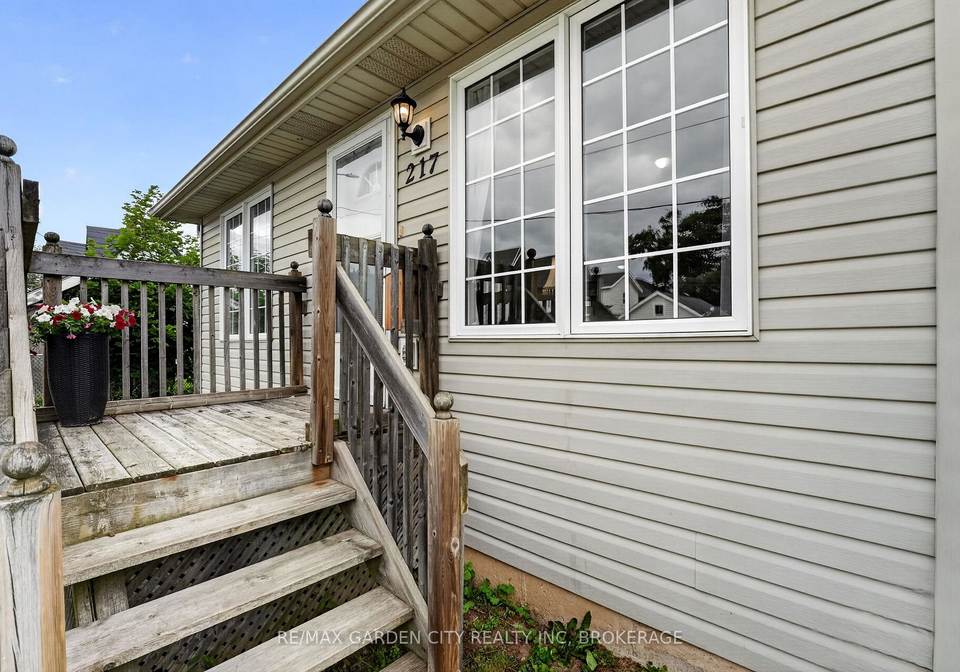 217-pine-street-haldimand-ontario-x13471676