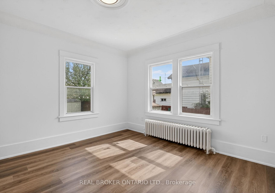 4417-a-ellis-street-niagara-falls-ontario-x13472234