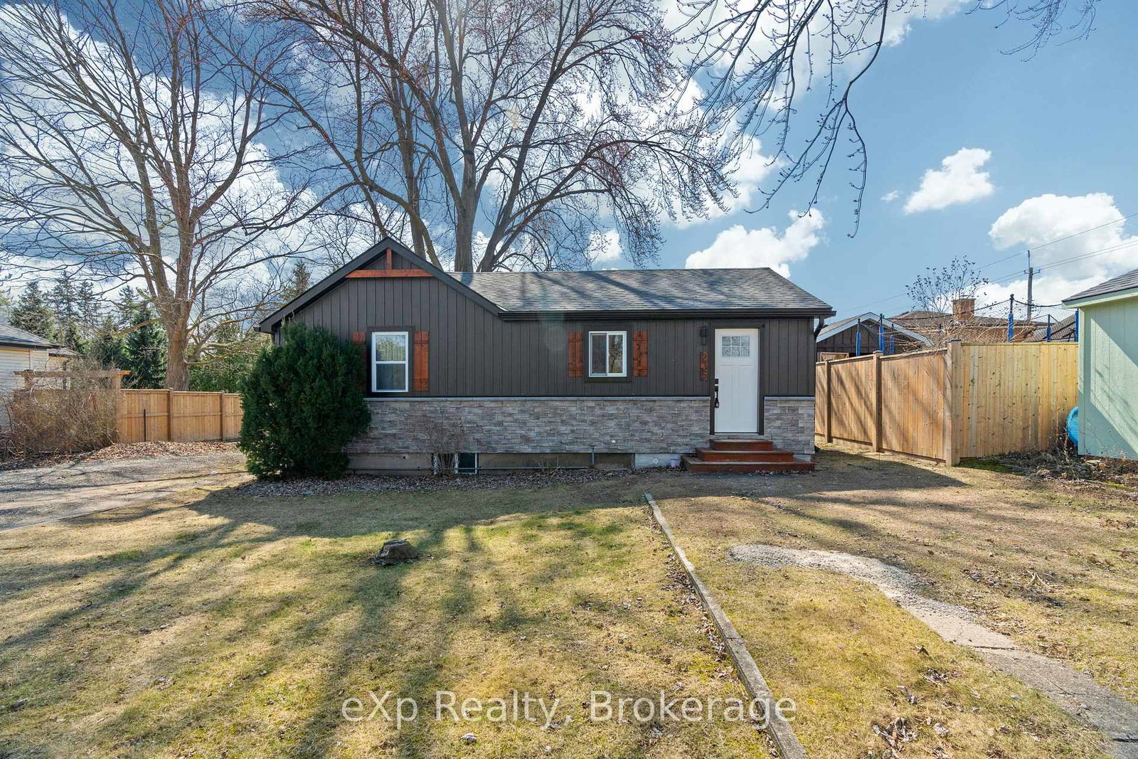 236-sydenham-street-strathroy-caradoc-ontario-x13472856