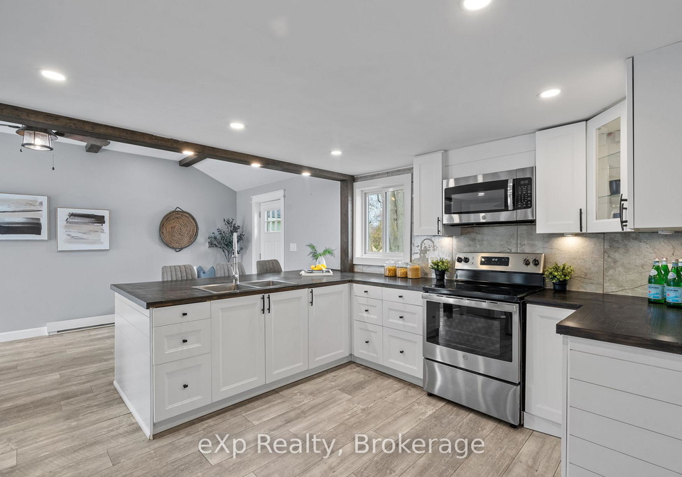 236-sydenham-street-strathroy-caradoc-ontario-x13472856