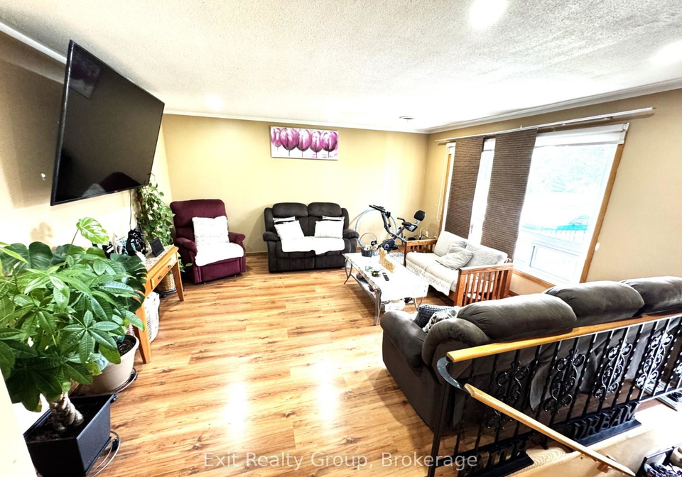 30-alfred-street-quinte-west-ontario-x13473120