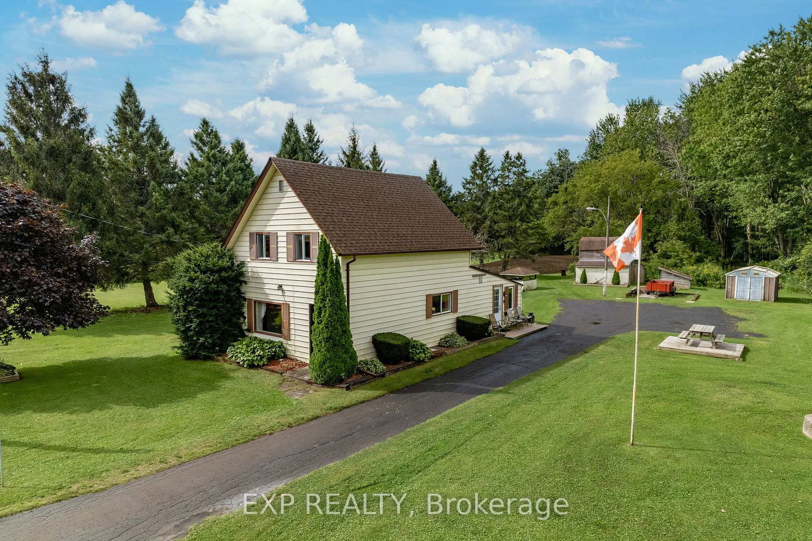 21331-loyalist-parkway-prince-edward-county-ontario-x13473680
