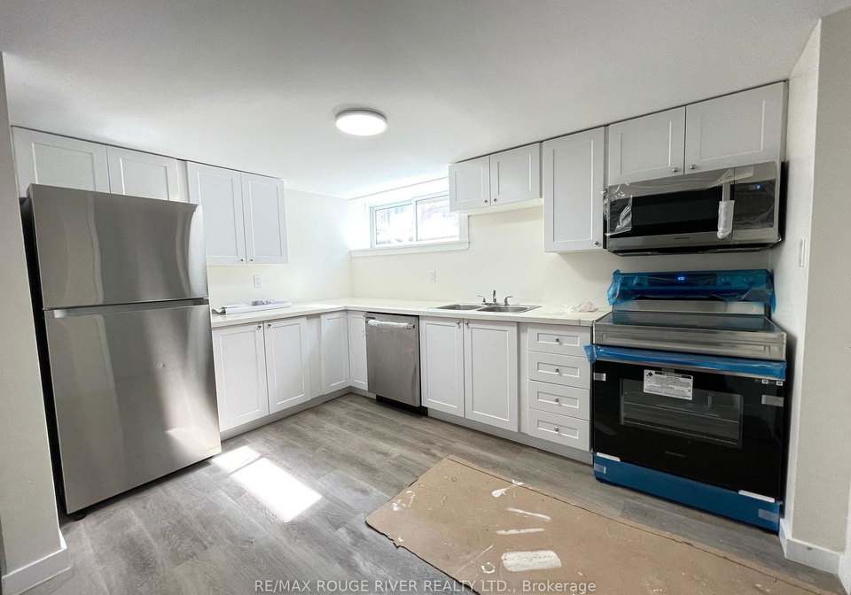 95-diffin-drive-welland-ontario-x13473802
