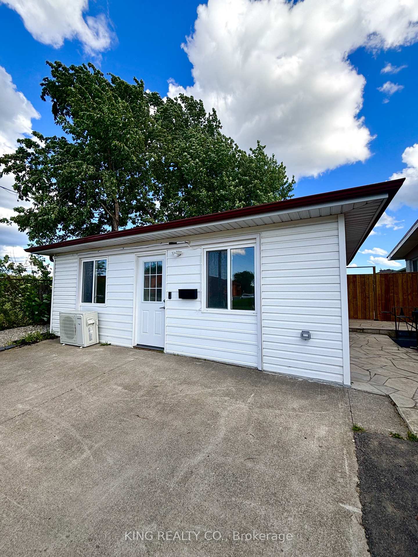 102-wellington-street-welland-ontario-x13473906